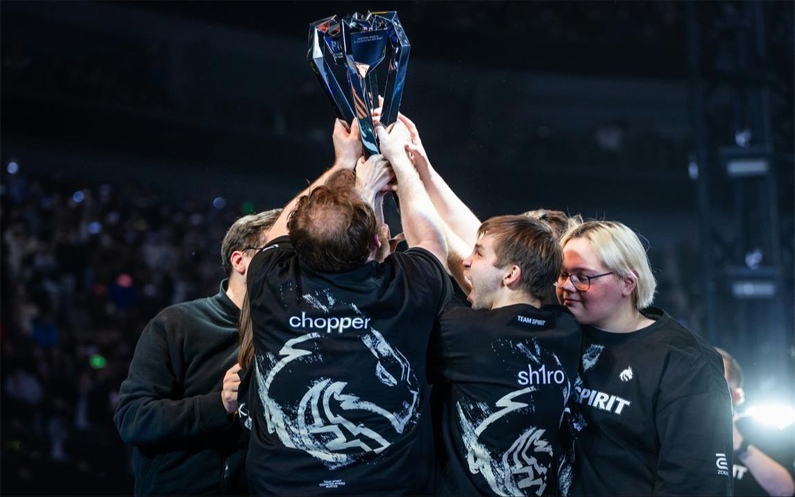 RA官宣：FoFo以自由人身份离队