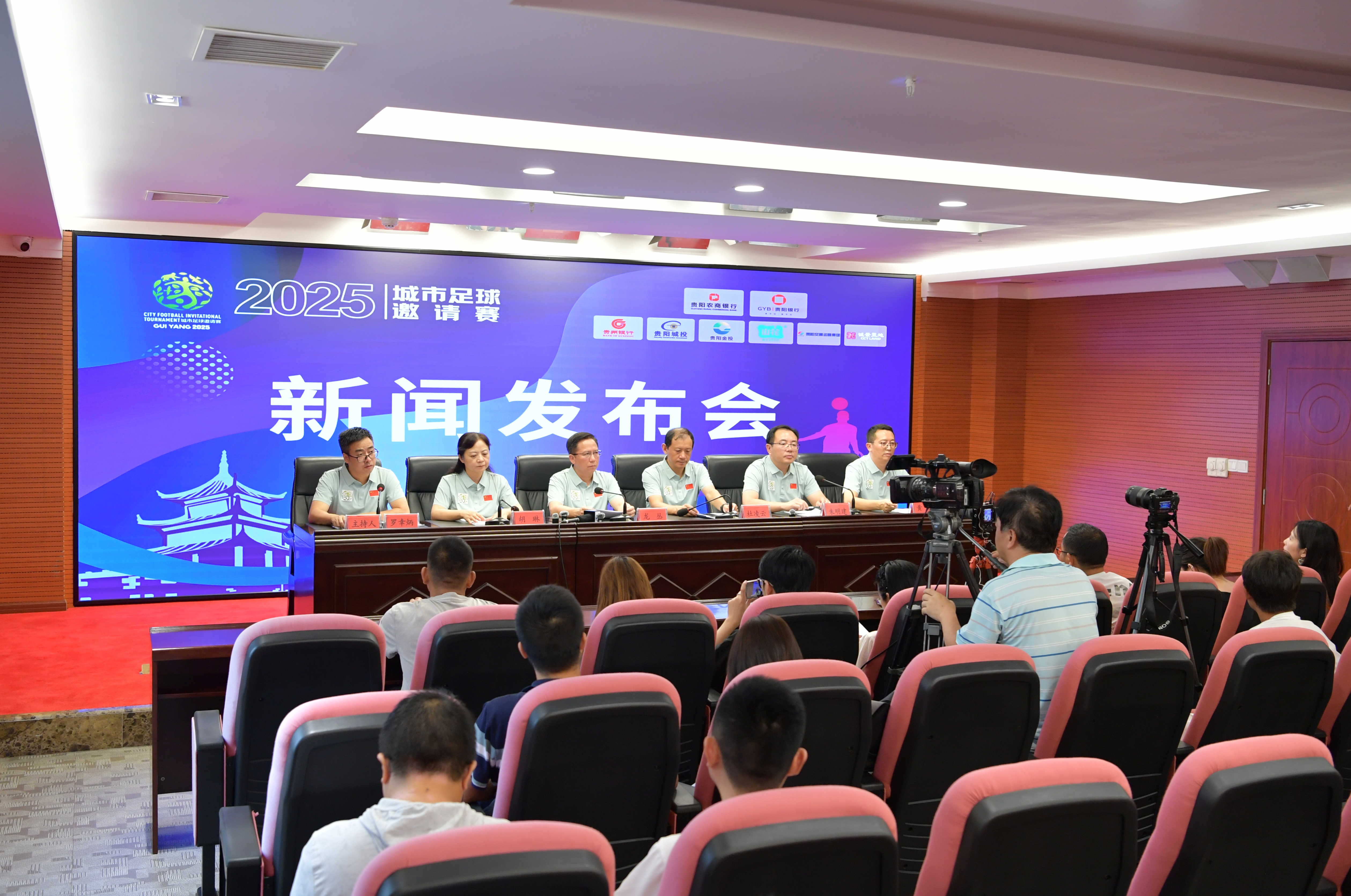 《刺客信条：影》争议风波：玩家打白工的误解与沟通挑战